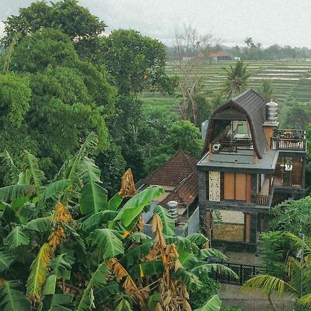Tori Klumpu, 3 Bedroom Artistic Villa, Dual Views Near Ubud Badung  Exterior photo
